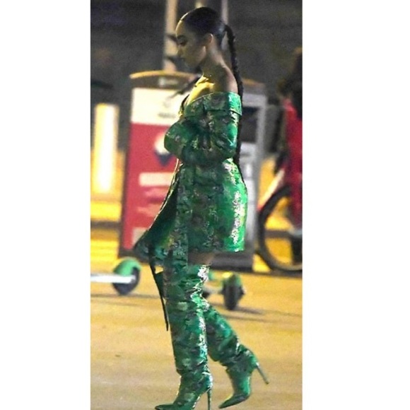 PRETTYLITTLETHING Green Bardot Oriental Jacket Dress - Picture 15 of 15